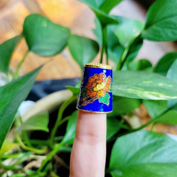 Vintage Floral Cloisonne Thimble - Picture 3 of 8